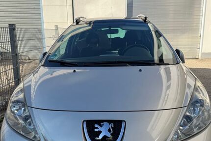 Peugeot 207 249.000 km 1.545 € München 81829