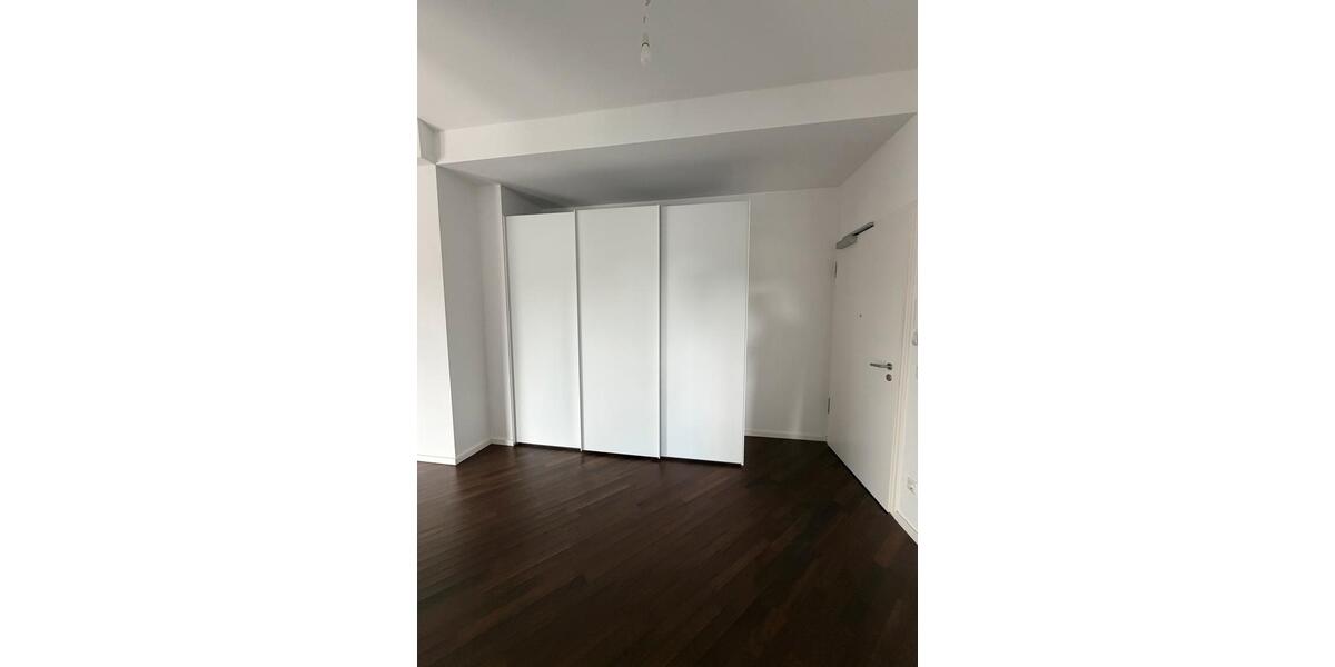 Dachgeschoßwohnung Kirchseeon - 2 Zimmer, 65 m&sup2;, 490.000&euro; | Angebot:26814276