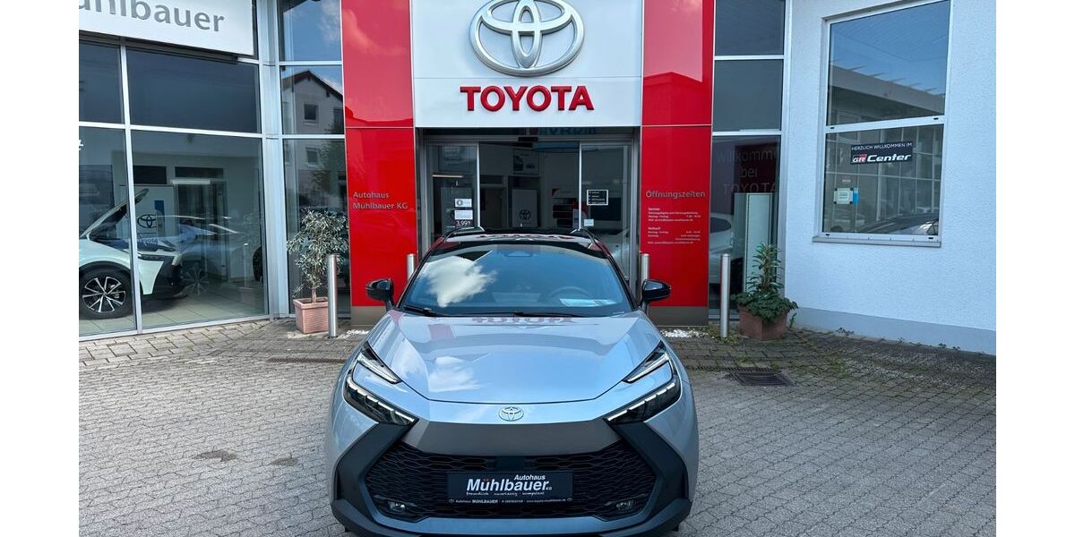Toyota C-HR 1.080 km 35.980 &euro; Neufarn 85646