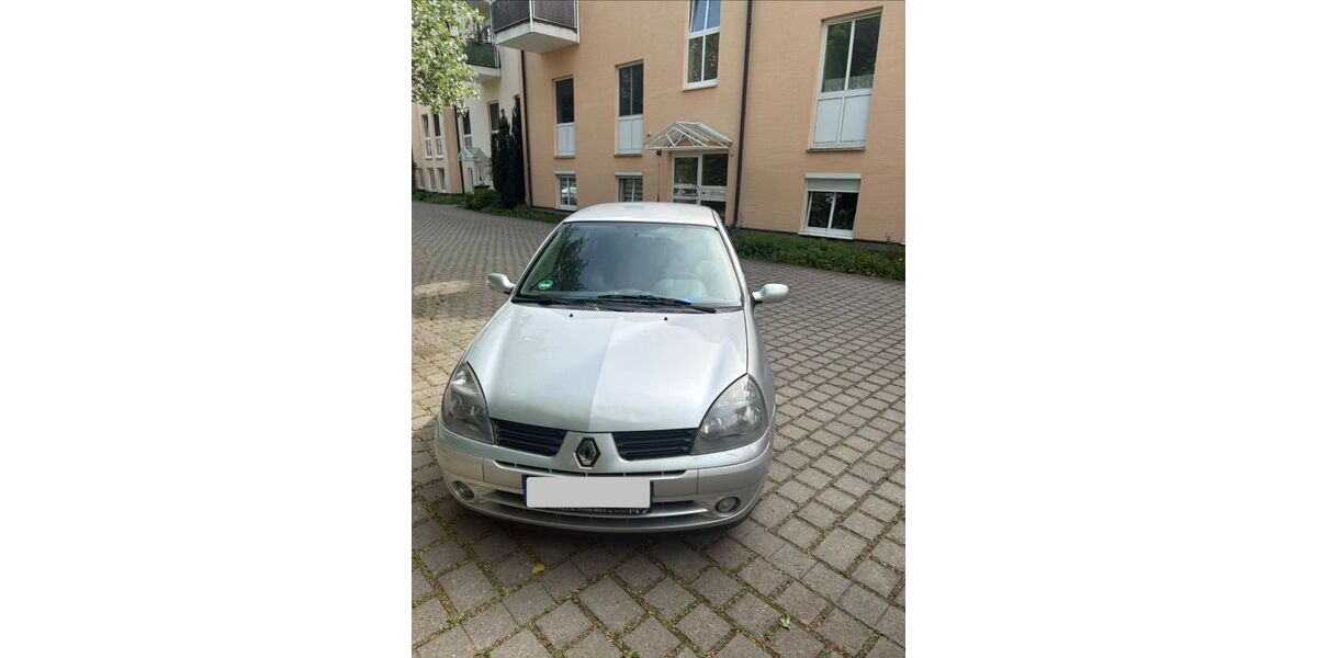 Renault Clio 153.885 km 2.499 &euro; Dachau 85221