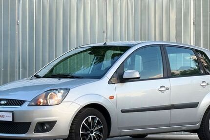 Ford Fiesta 106.180 km 3.990 &euro; München 81243
