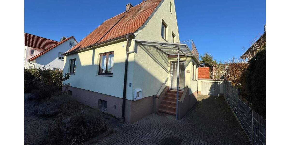 Etagenwohnung Karlsfeld - 8 Zimmer, 182 m&sup2;, 995.000&euro; | Angebot:25727479