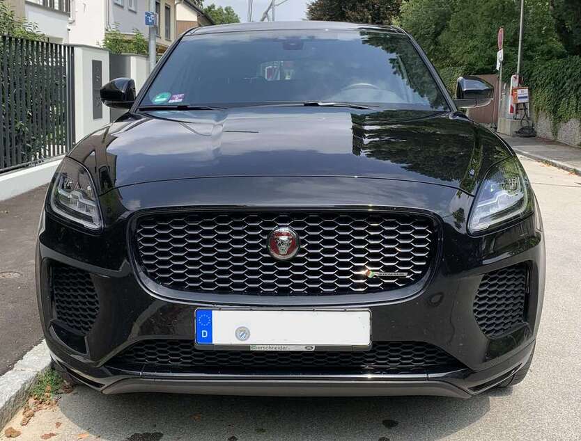 Jaguar E-Pace 82.500 km 26.800 € München 81927