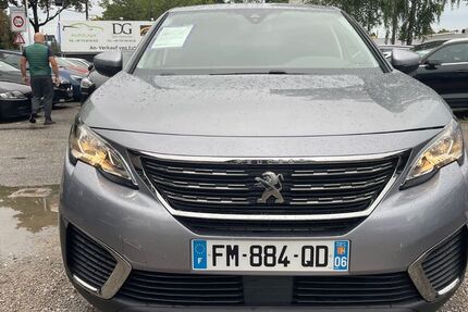 Peugeot 5008 114.000 km 10.950 € München 81243