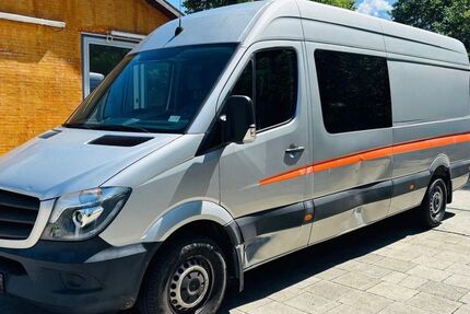 Mercedes-Benz Sprinter 245.000 km 15.990 &euro; München 81825