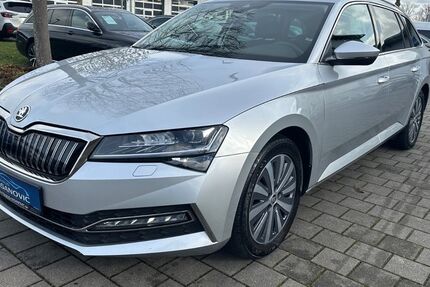 Skoda Superb 141.000 km 16.900 &euro; Dachau (bei München) 85221