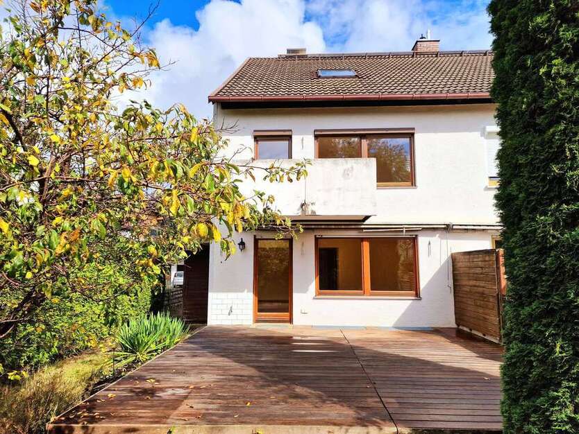 Haus zum Kaufen in München 918.000 € 166 m²