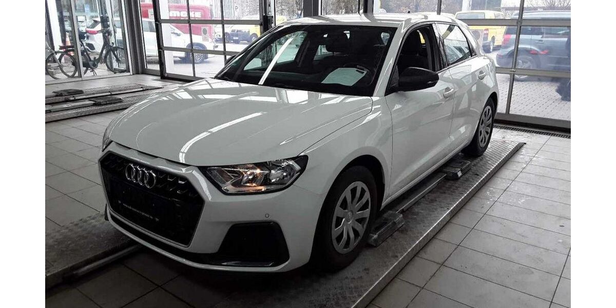 Audi A1 32.972 km 21.530 &euro; Wolfratshausen 82515