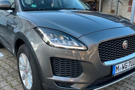 Jaguar E-Pace 117.000 km 19.990 &euro; München 81825