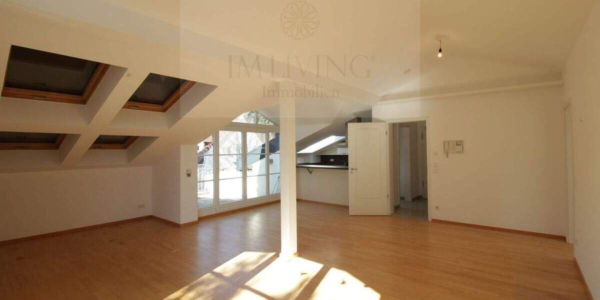 Etagenwohnung Unterhaching - 2 Zimmer, 93 m&sup2;, 1.750&euro; | Angebot:25688734