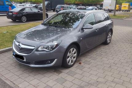 Opel Insignia 156.000 km 9.800 &euro; München 80807