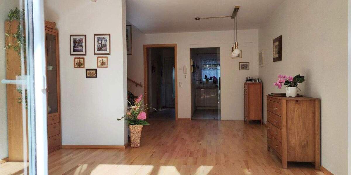 Reihenmittelhaus München Trudering-Riem - 5 Zimmer, 129 m&sup2;, 989.000&euro; | Angebot:25823683
