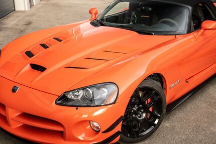Dodge Viper 8.350 km 101.900 &euro; München 80939