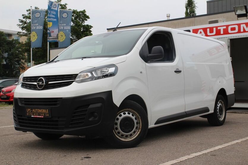 Opel Vivaro 118.000 km 13.990 € München 81243