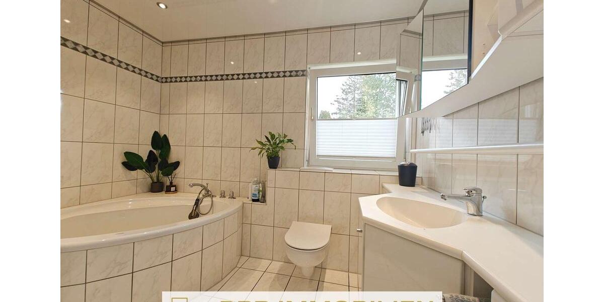 Einfamilienhaus München Trudering-Riem - 7 Zimmer, 163 m&sup2;, 2.995&euro; | Angebot:26178123