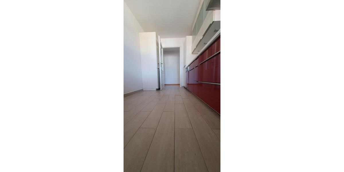 Etagenwohnung Holzkirchen - 3 Zimmer, 84 m&sup2;, 1.100&euro; | Angebot:25639208