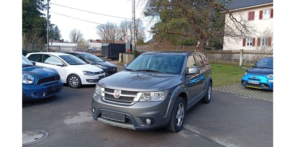 Fiat Freemont 321.467 km 4.399 &euro; München 80999