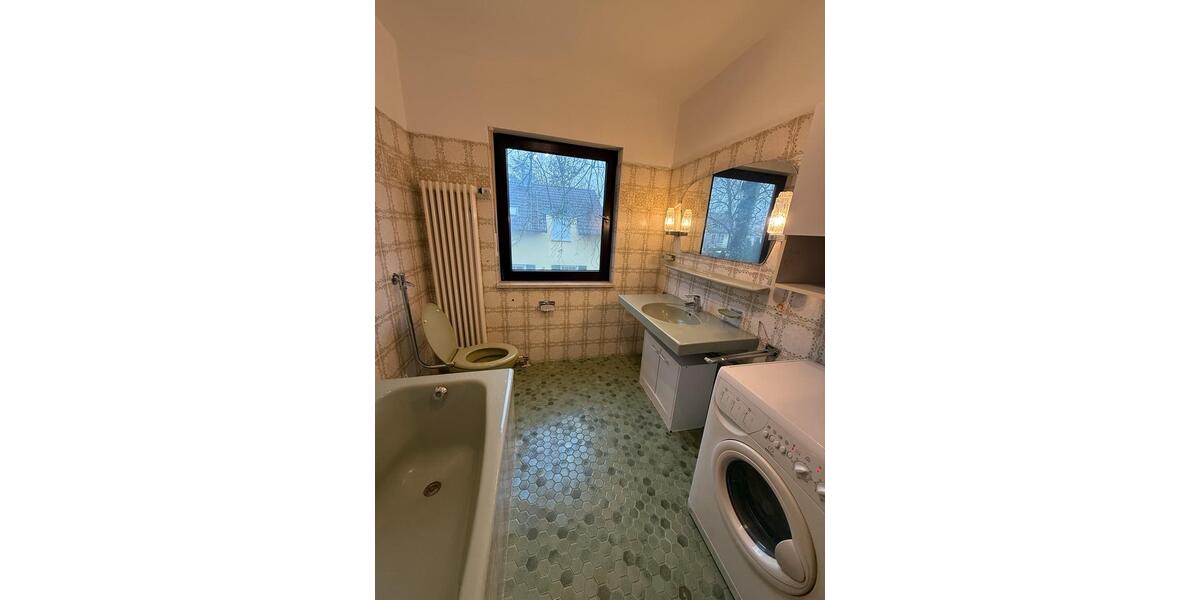 Etagenwohnung Germering - 4 Zimmer, 110 m&sup2;, 2.050&euro; | Angebot:25831515