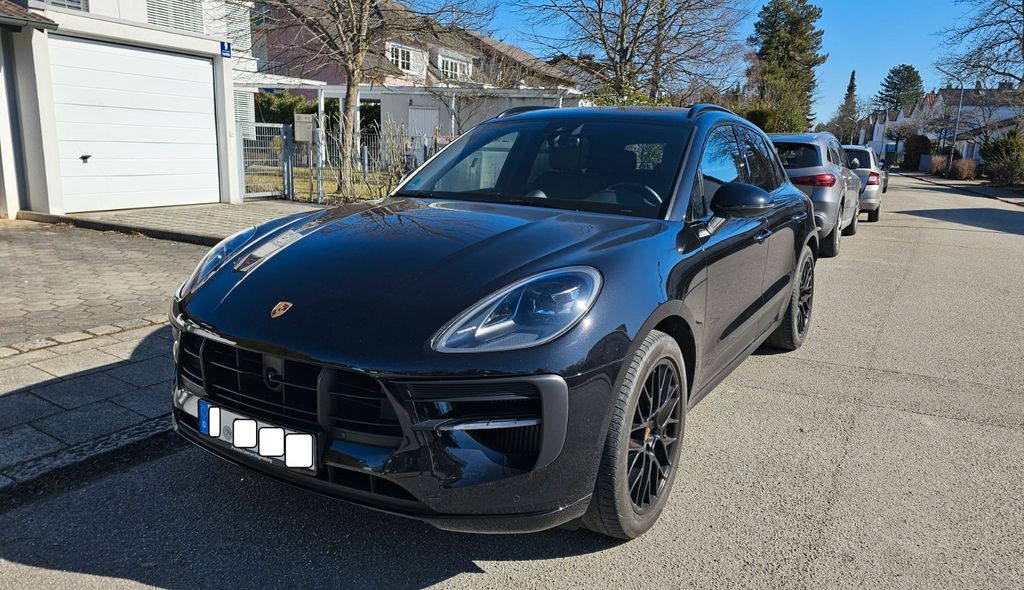 Porsche Macan 92.000 km 62.900 &euro; München 81739