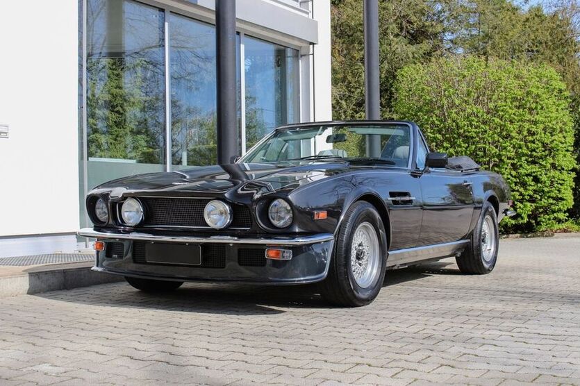 V8 Vantage