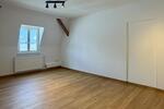Dachgeschoßwohnung Fürstenfeldbruck - 3 Zimmer, 90 m&sup2;, 1.200&euro; | Angebot:25805895