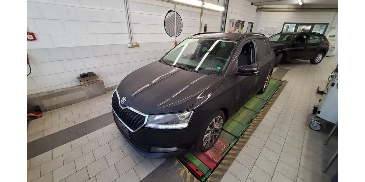 Skoda Fabia 138.000 km 9.999 &euro; Hohenbrunn bei München 85662