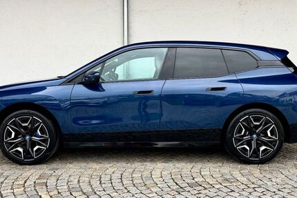 BMW iX 117.189 km 50.890 &euro; München 81245