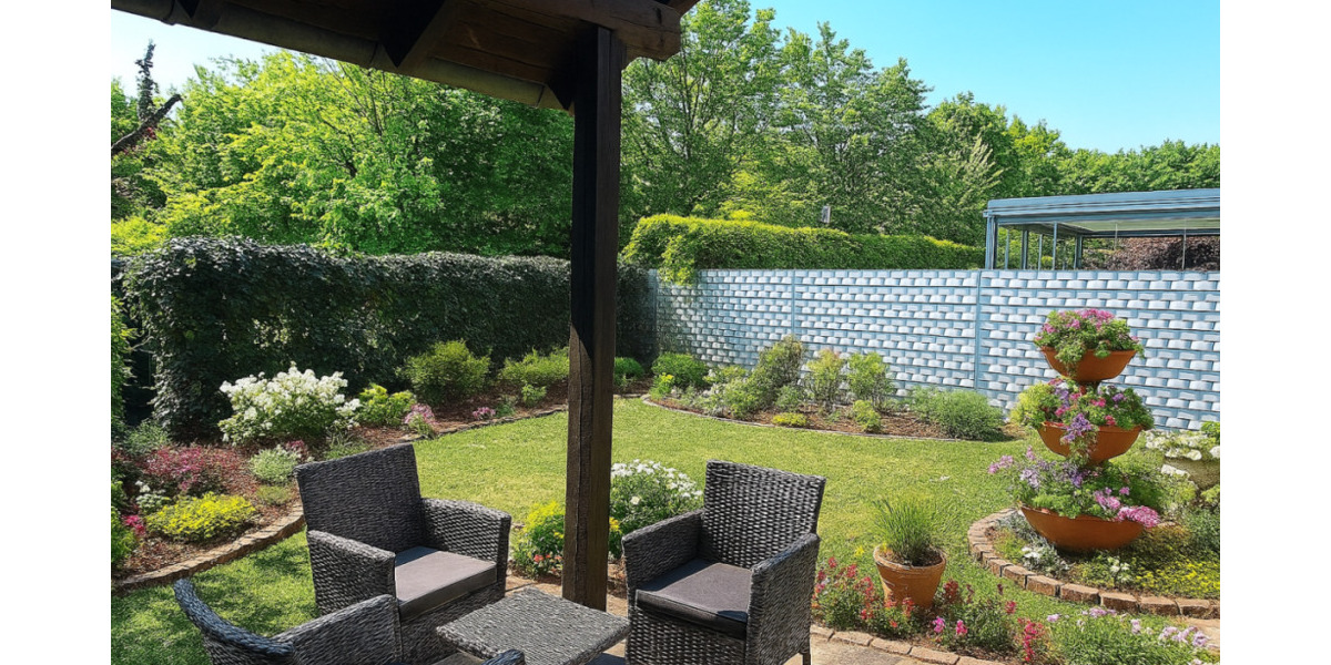 **Komfortabler Familienwohntraum** Tolles REH mit EBK, herrlichem Garten und Garage 5 zimmer