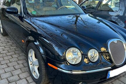 Jaguar S-Type 217.000 km 4.650 &euro; Feldkirchen 85622