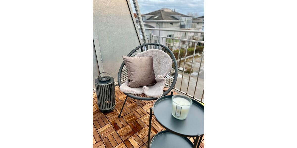 Dachgeschoßwohnung Neufahrn bei Freising Mintraching-Grüneck - 1 Zimmer, 33 m&sup2;, 1.200&euro; | Angebot:25274801