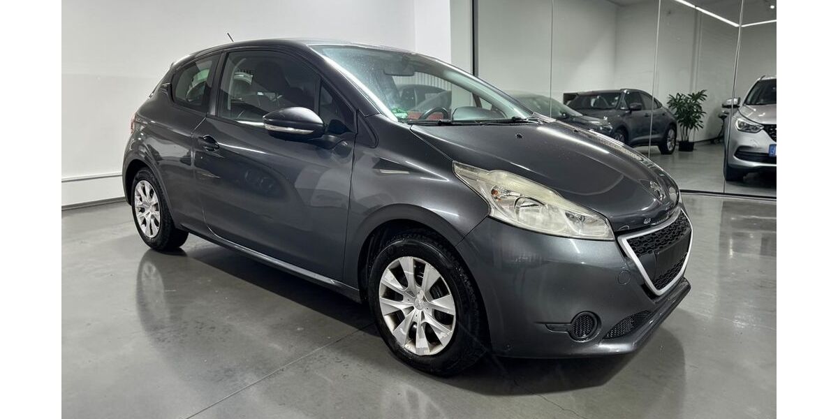Peugeot 208 118.111 km 4.250 &euro; München 80636