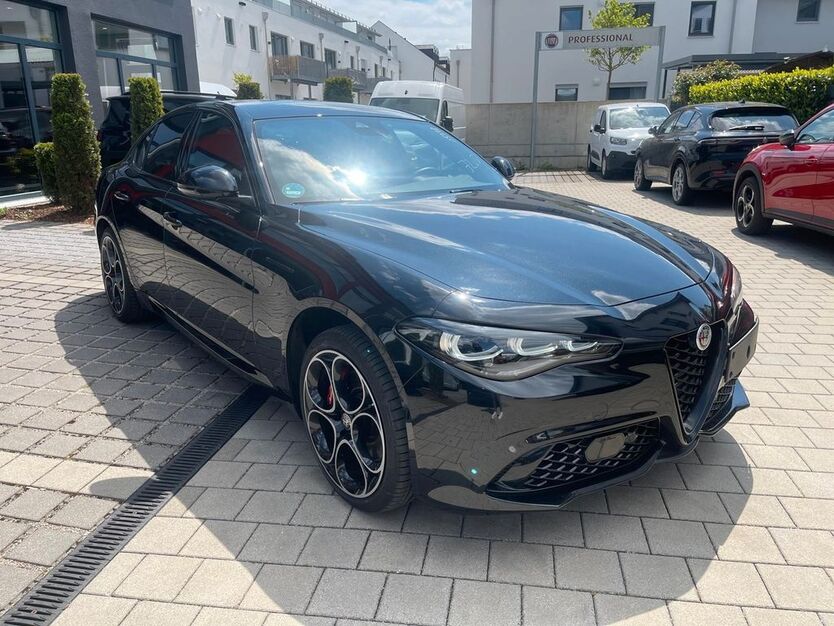 Alfa Romeo Giulia 6.300 km 39.950 € Ismaning 85737