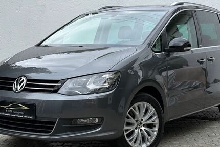 VW Sharan 127.600 km 9.490 &euro; München 81243