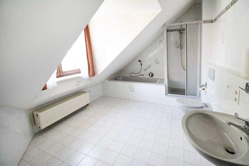 Einfamilienhaus Olching Graßlfing - 5 Zimmer, 180 m&sup2;, 960.000&euro; | Angebot:25660632