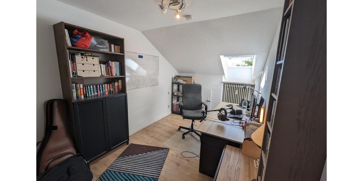 Moderne 3 Zimmer DG Wohnung - WG tauglich 3 zimmer