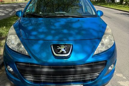 Peugeot 207 108.000 km 5.500 &euro; München 81735