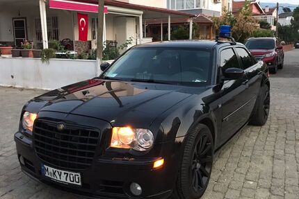 Chrysler 300C 306.900 km 11.990 &euro; München 80687