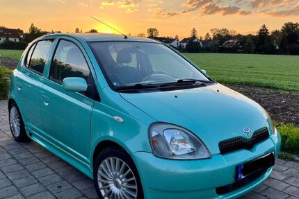 Toyota Yaris 153.000 km 2.200 &euro; Fürstenfeldbruck 82256