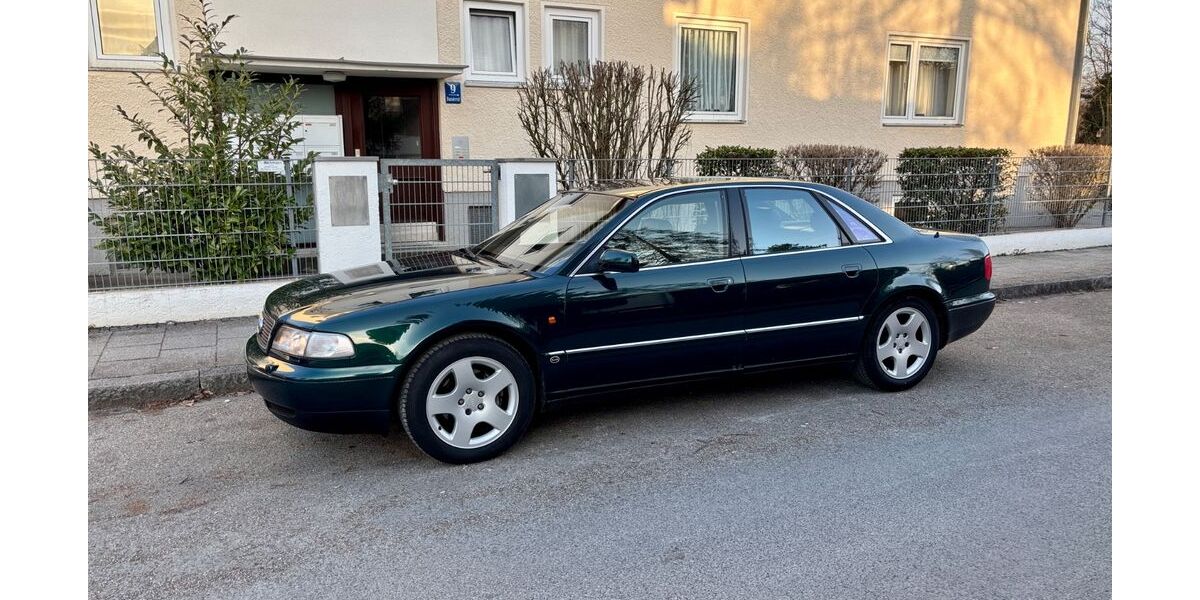 Audi A8 175.000 km 11.490 &euro; München 80687