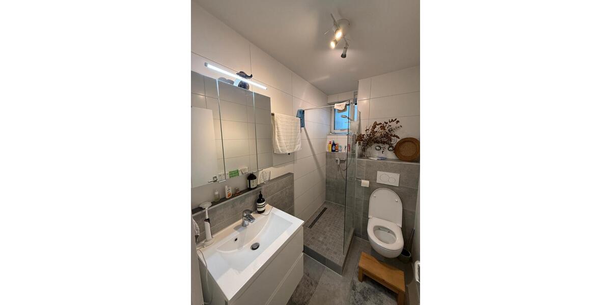 Dachgeschoßwohnung München Maxvorstadt - 1 Zimmer, 38 m&sup2;, 1.300&euro; | Angebot:26234779