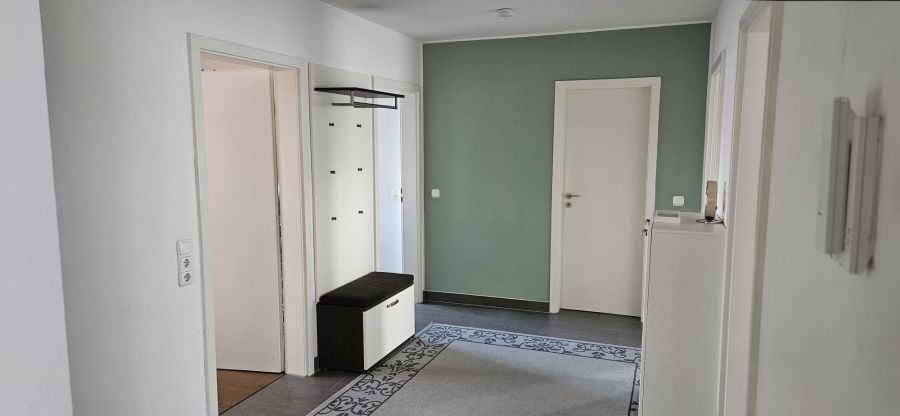 Provisionsfrei* (Von Privat) Charmante 4-Zimmer Wohnung mit Balkon sowie Außenstellplatz in Kirchheim bei München - Etagenwohnung Kirchheim bei München | Angebot:24356453