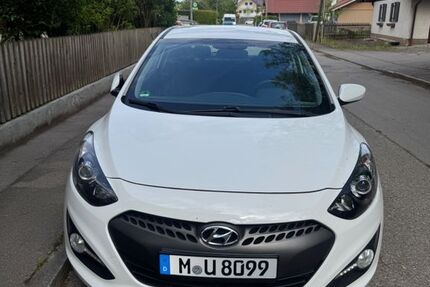 Hyundai i30 115.300 km 7.000 &euro; Sauerlach 82054
