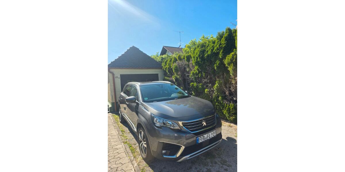 Peugeot 5008 120.000 km 19.600 &euro; Maisach 82216