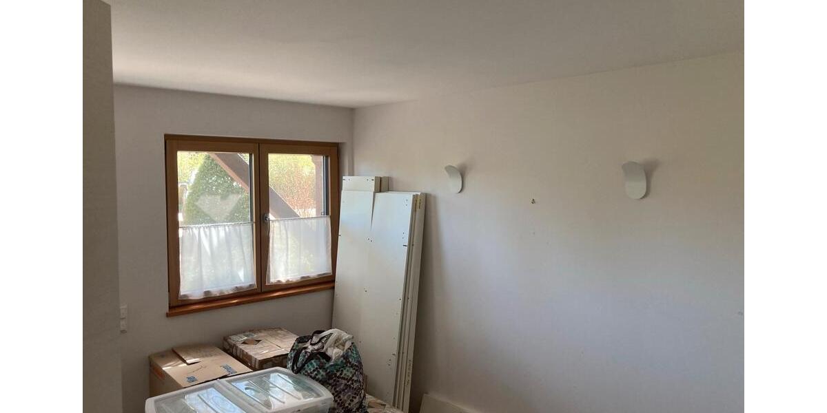 Erdgeschoßwohnung Erdweg - 4 Zimmer, 94 m&sup2;, 1.300&euro; | Angebot:26322539