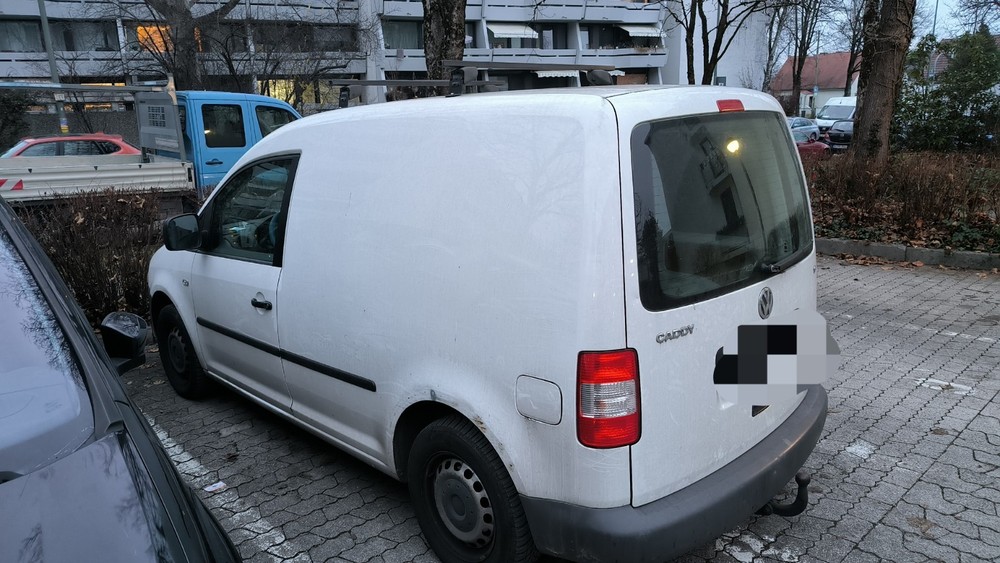 VW Caddy 166.000 km 2.450 &euro; München 80313