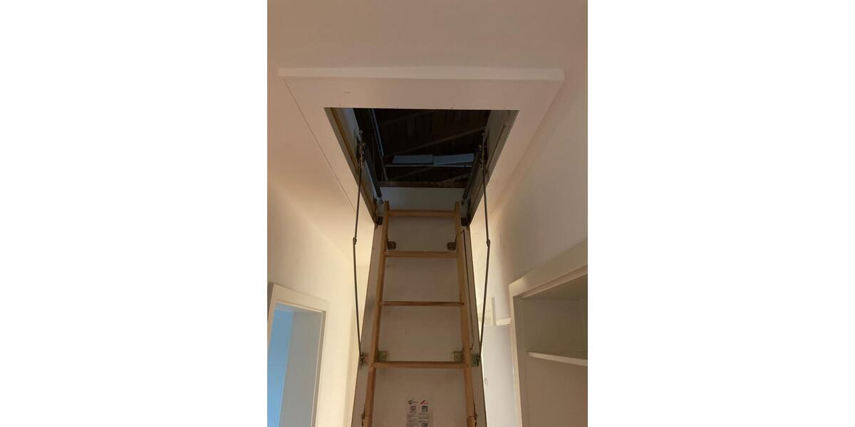 Etagenwohnung Holzkirchen - 2.5 Zimmer, 90 m&sup2;, 1.400&euro; | Angebot:25218962