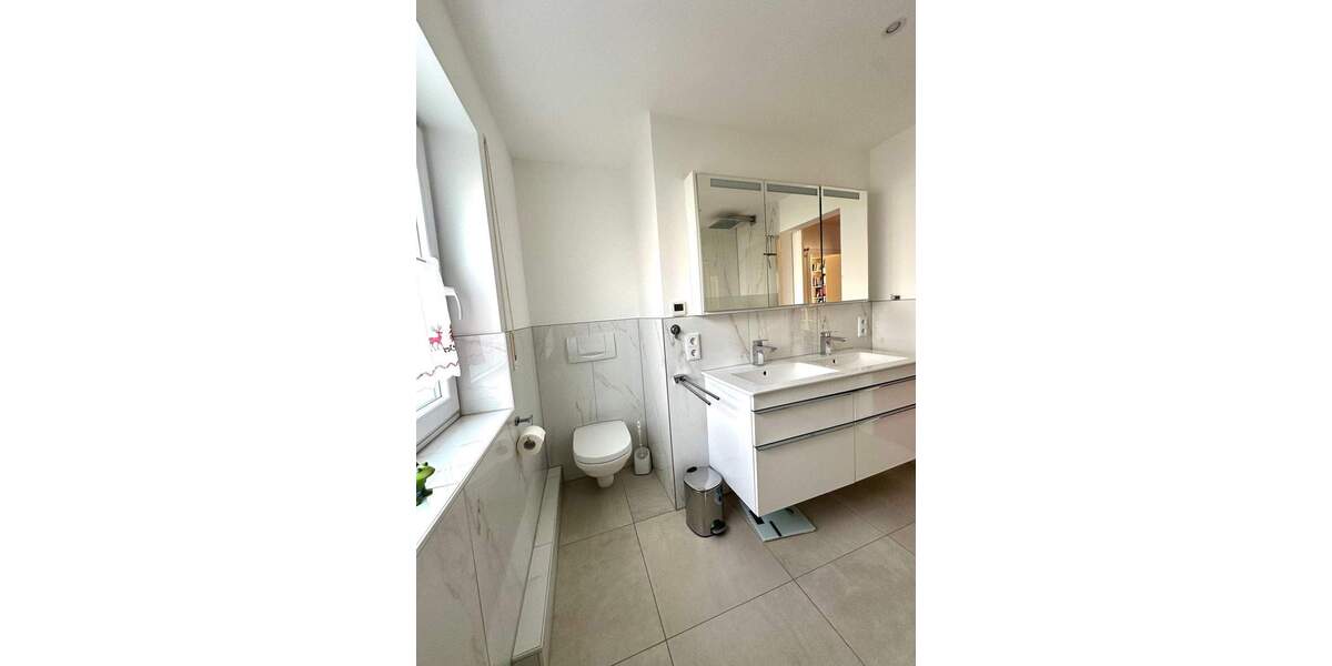 Doppelhaushälfte Grünwald - 6 Zimmer, 180 m&sup2;, 1.970.000&euro; | Angebot:25775680