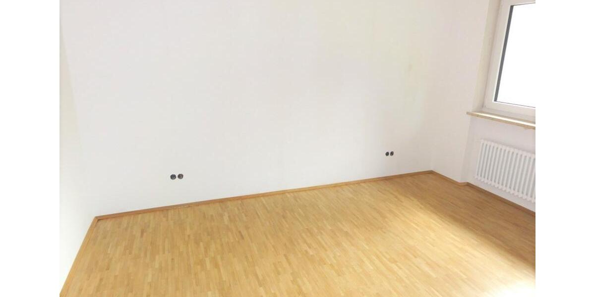 Erdgeschoßwohnung München Thalkirchen-Obersendling-Forstenried-Fürstenried-S - 2 Zimmer, 65 m&sup2;, 495.000&euro; | Angebot:25902267