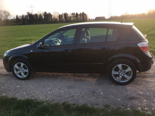 Opel Astra 203.600 km 2.100 &euro; Pliening 85652