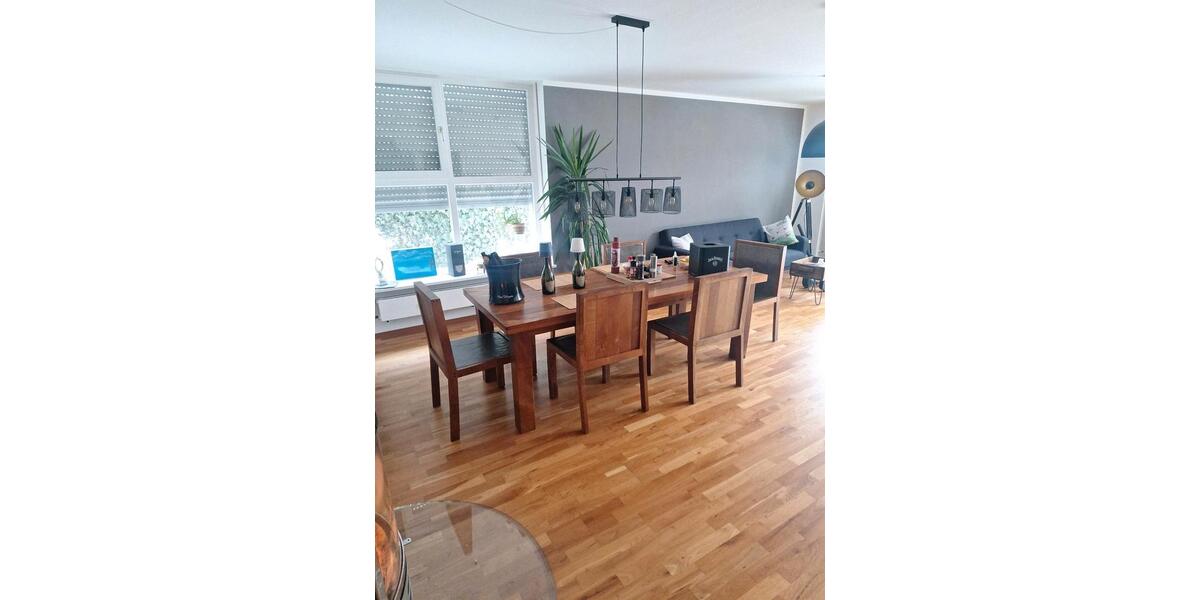 Etagenwohnung Erdweg - 2 Zimmer, 50 m&sup2;, 39&euro; | Angebot:24474245